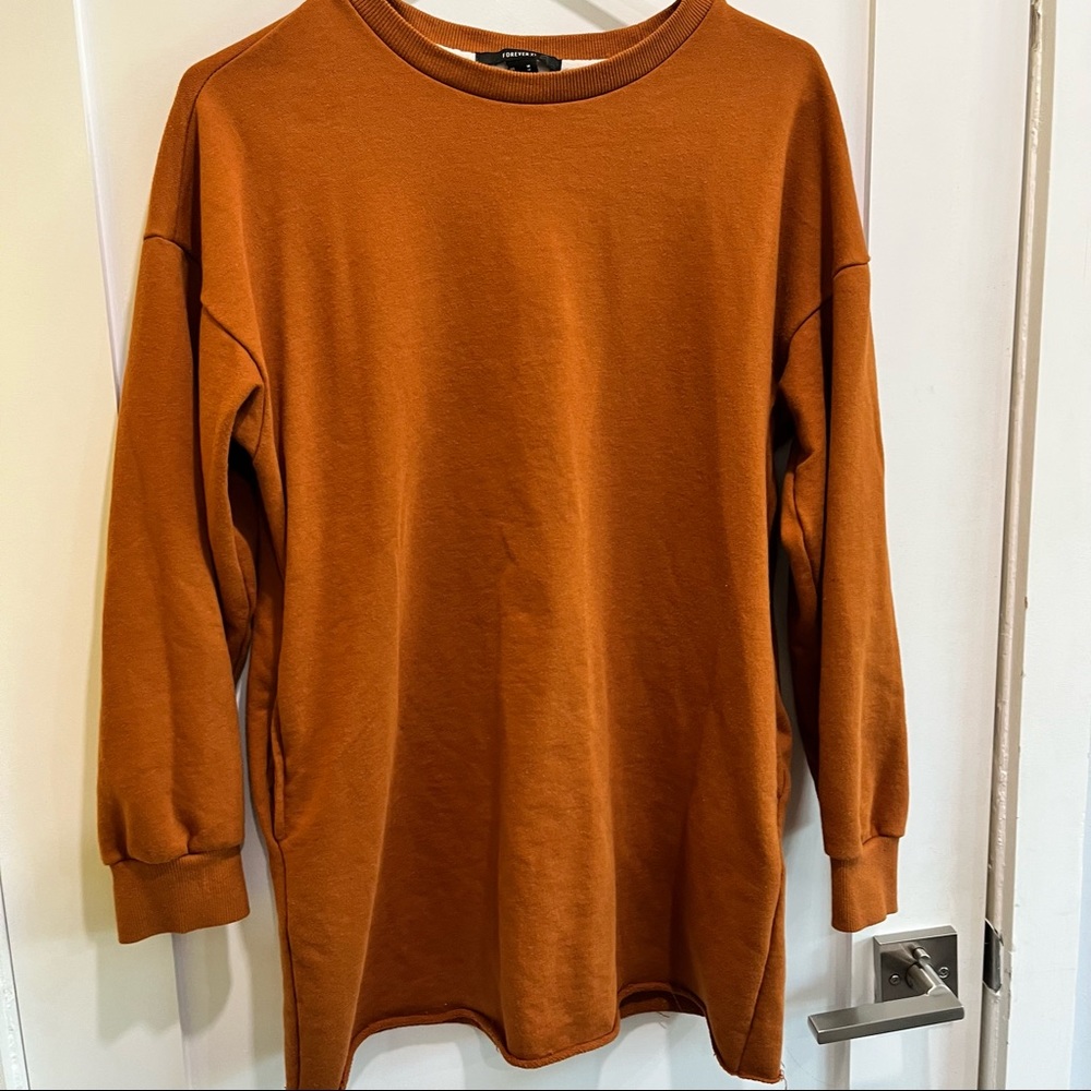Forever 21 Orange sweater Mens Medium